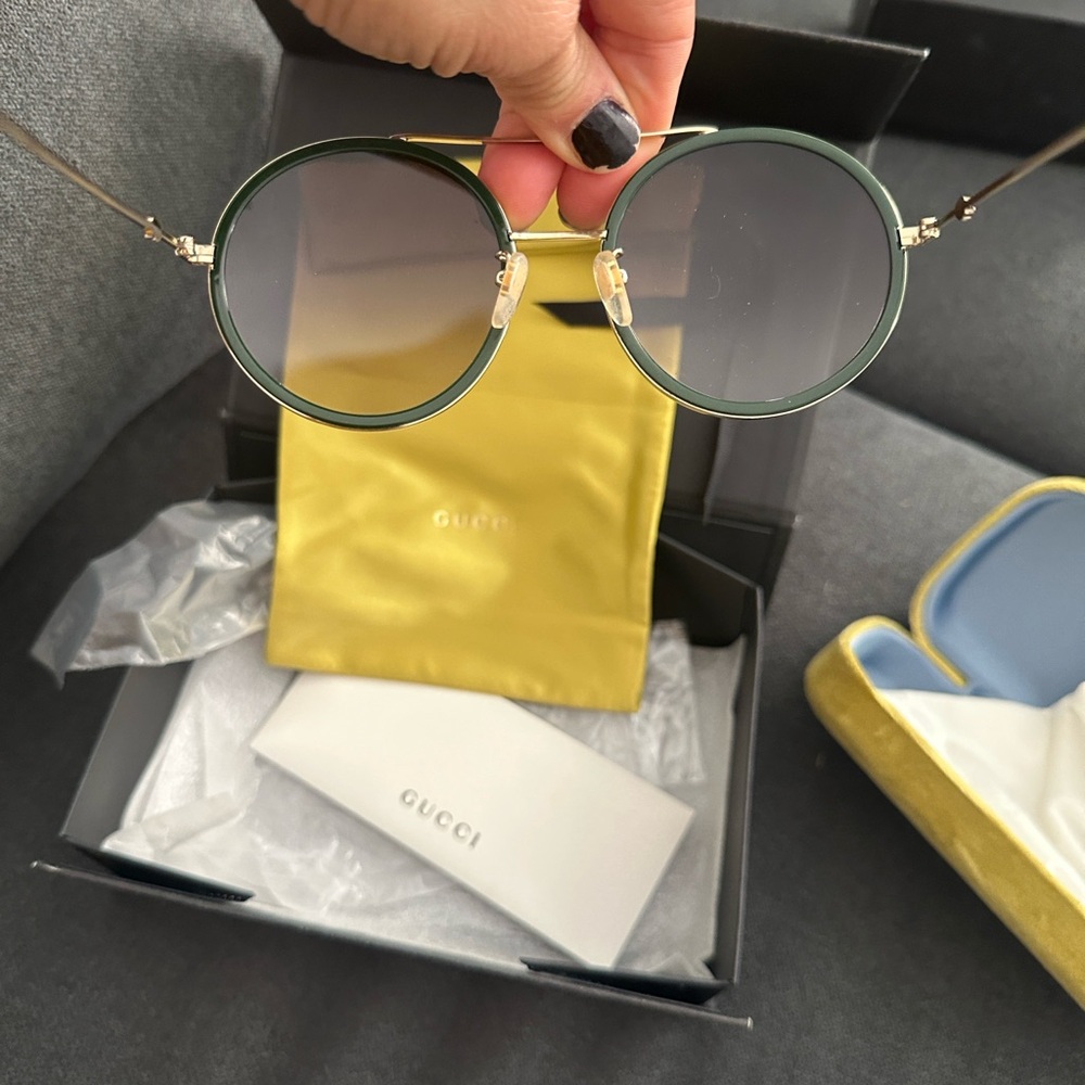 Versace & Gucci Sunglasses Bundle - image 2